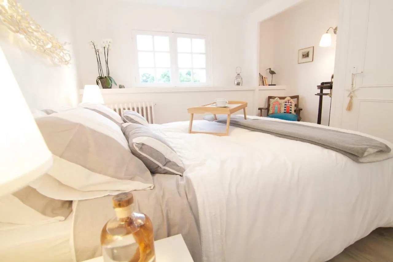 Villa Prat Bras - Appartements Clohars-Carnoet 0*,  France